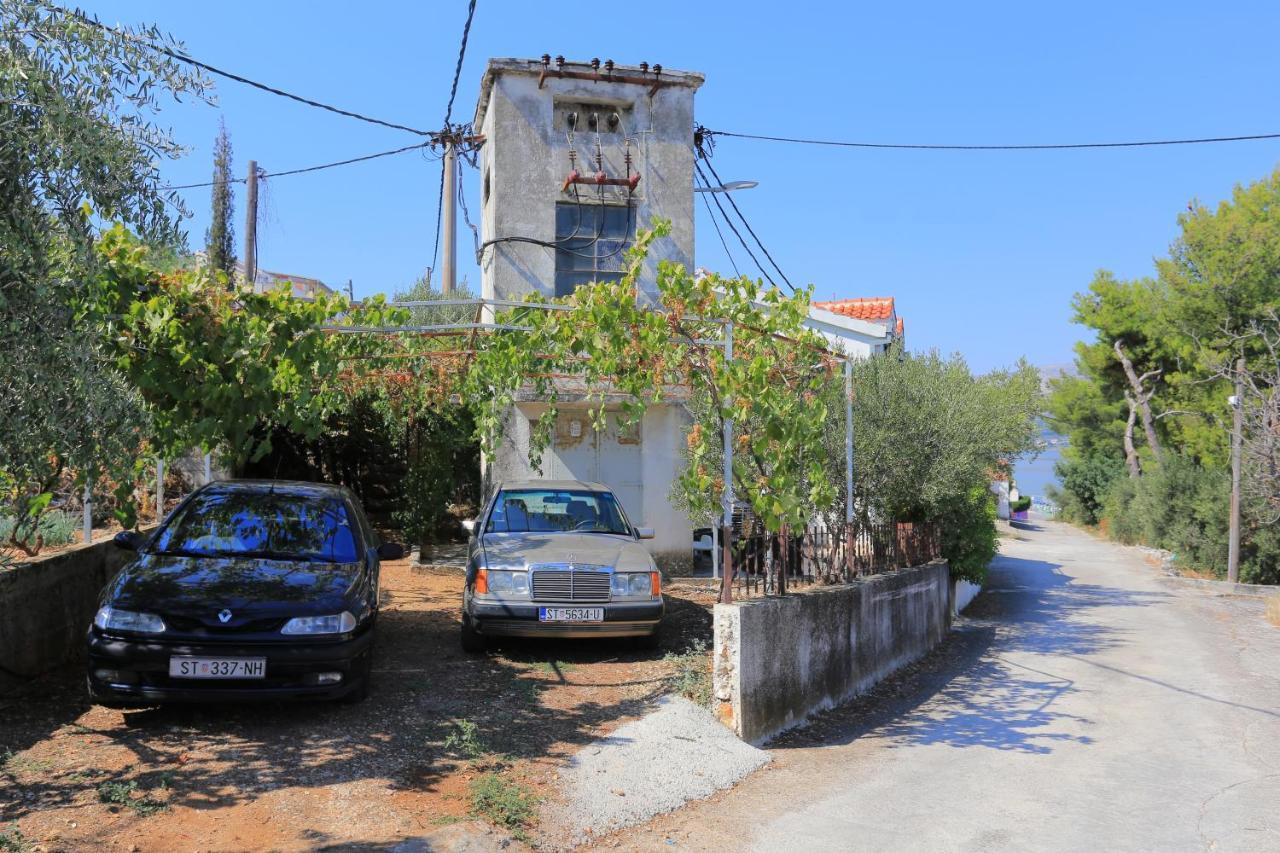 Apartments By The Sea Arbanija, Ciovo - 4320 Trogir Dış mekan fotoğraf